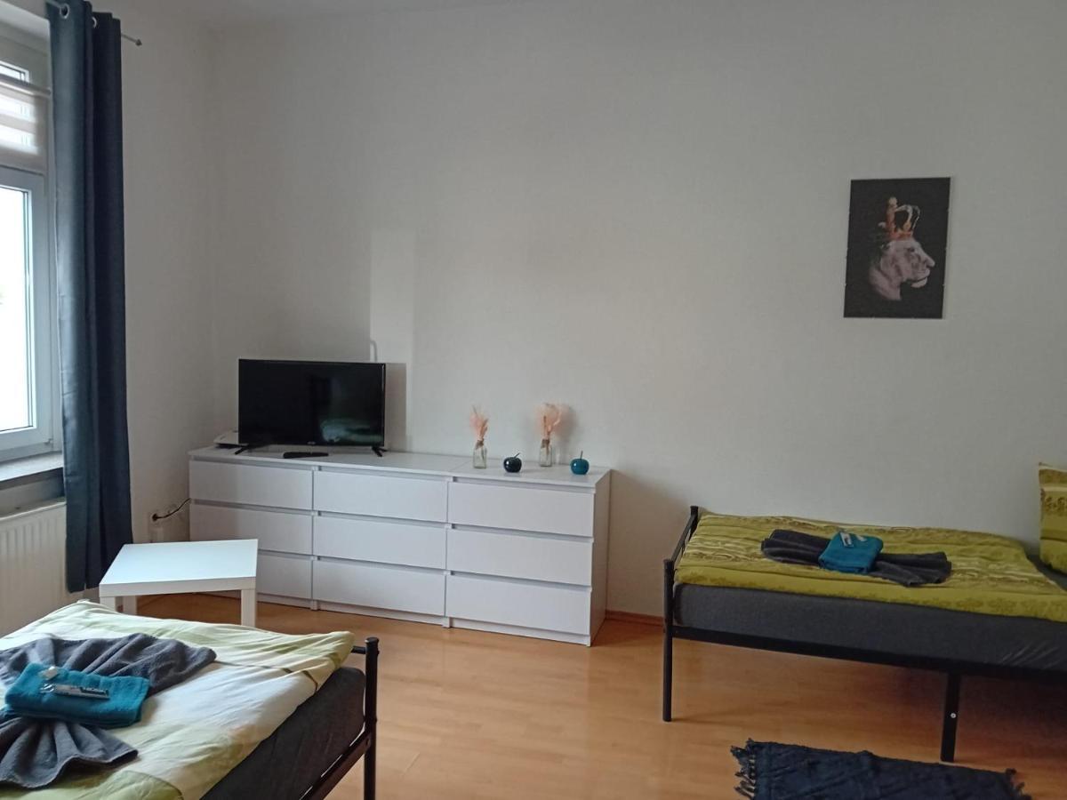 Stellas Monteurwohnungen Werdau ภายนอก รูปภาพ