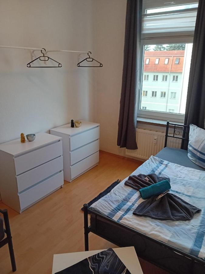 Stellas Monteurwohnungen Werdau ภายนอก รูปภาพ
